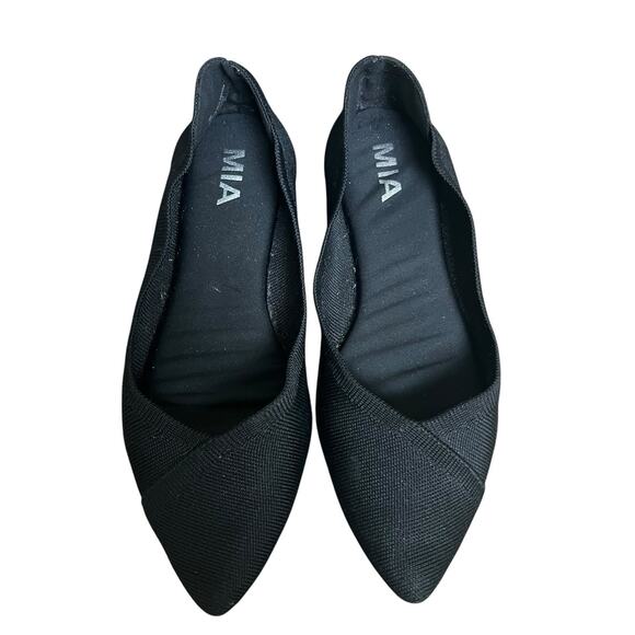 MIA Black Amora Pointed Toe Knit Slip on Flats Size 7M Comfort - Picture 2 of 10